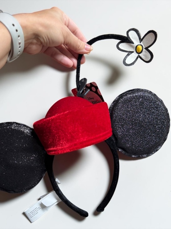NOT FOR SALE - Disney Minnie Mouse Vintage Flower Hat NWT main image 4